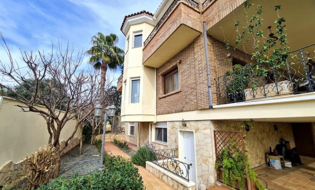 Sale - Villa -
Ciudad Quesada