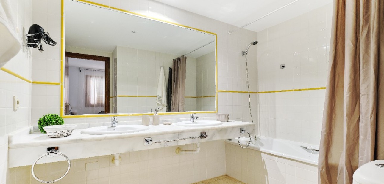 Vakantie verhuur - Appartement / flat -
Punta Prima - La Entrada