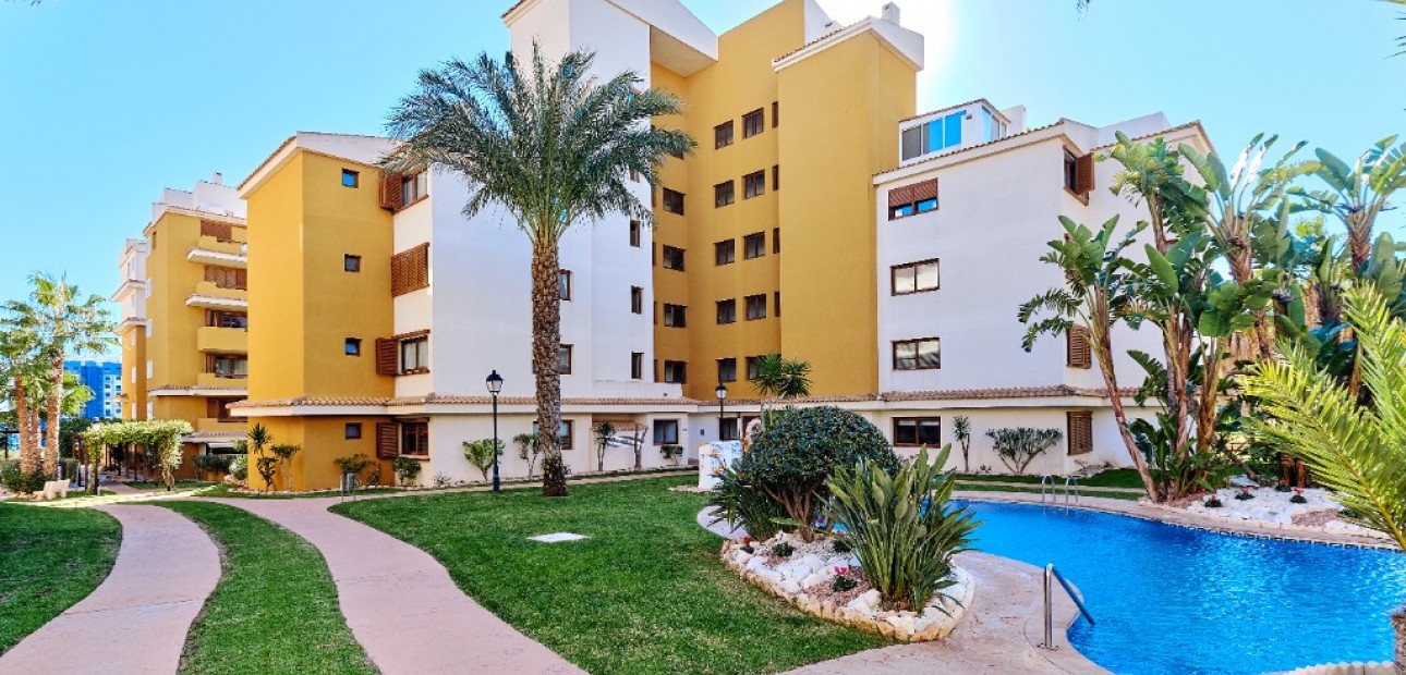 Vakantie verhuur - Appartement / flat -
Punta Prima - La Entrada