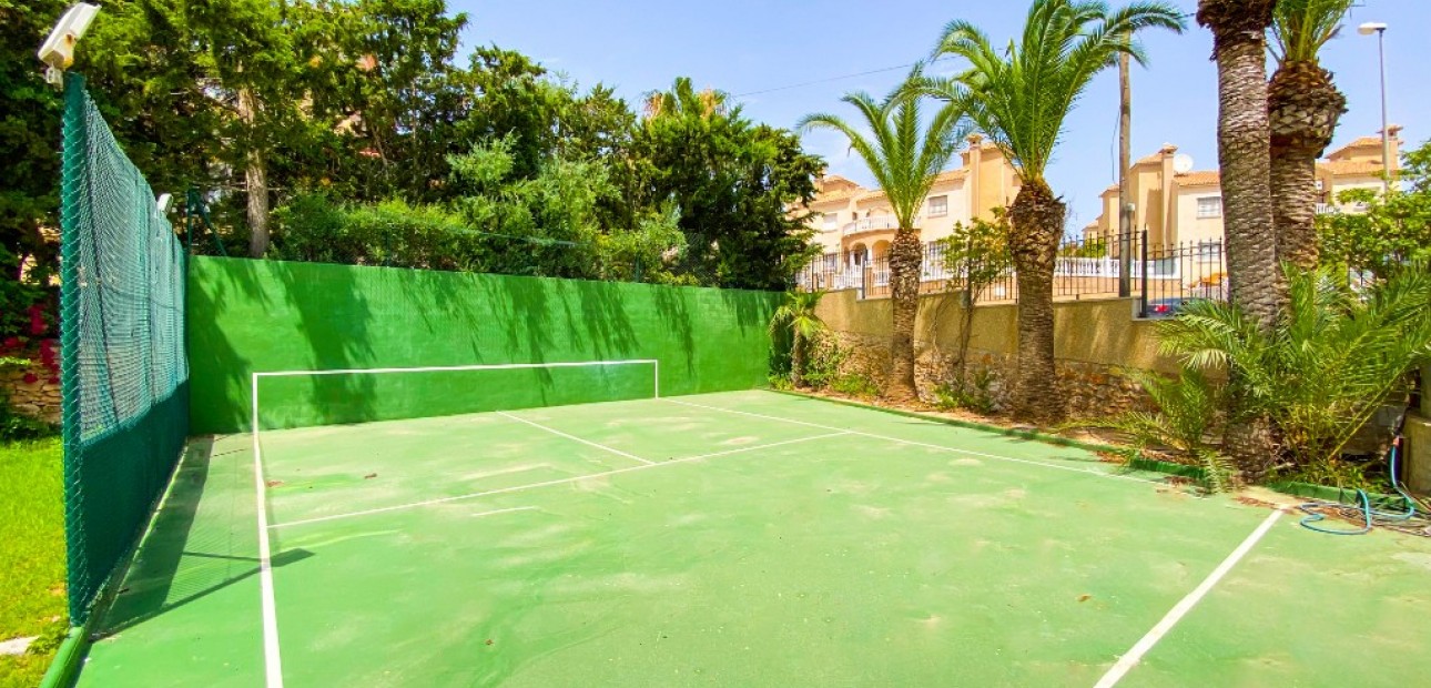 Venta - Luxury Villa -
Villamartin