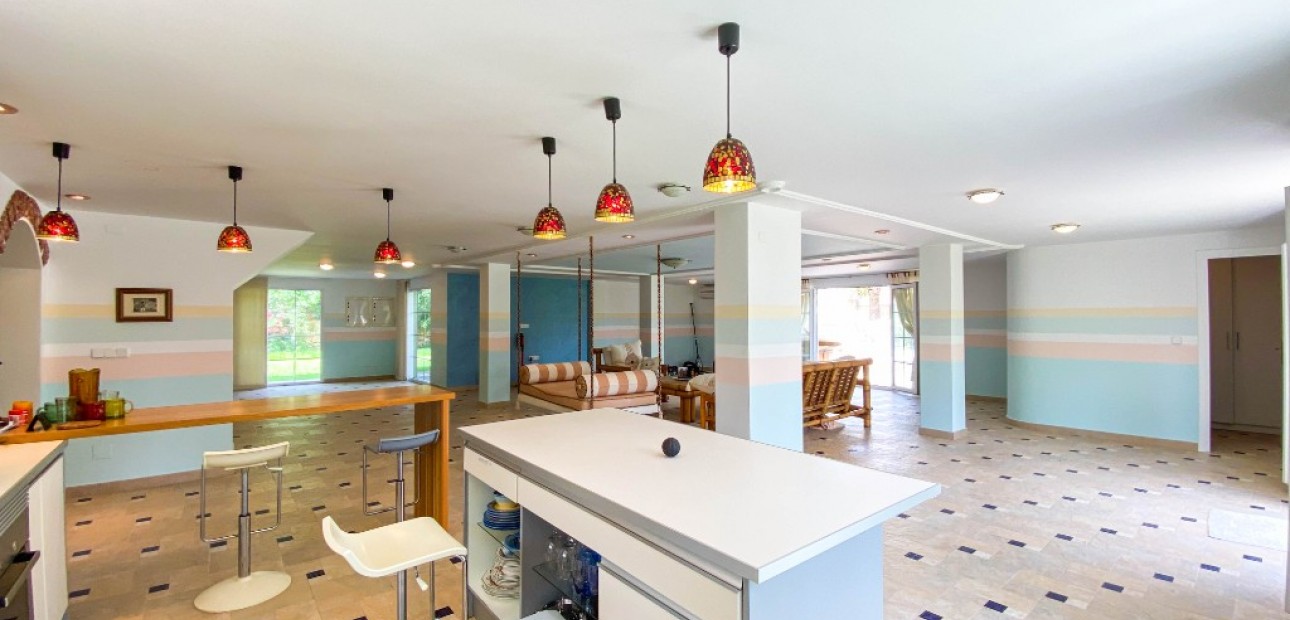 Venta - Luxury Villa -
Villamartin