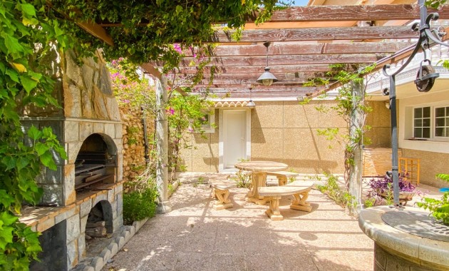 Venta - Luxury Villa -
Villamartin