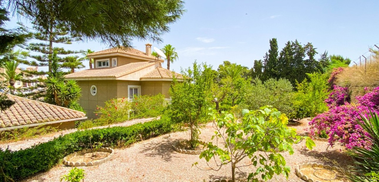 Venta - Luxury Villa -
Villamartin