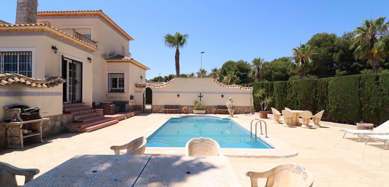 Venta - Villa -
Las Ramblas