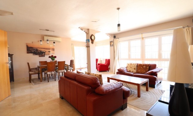 Venta - Villa -
Las Ramblas