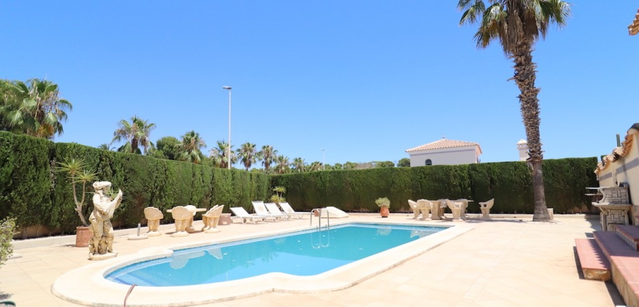 Venta - Villa -
Las Ramblas