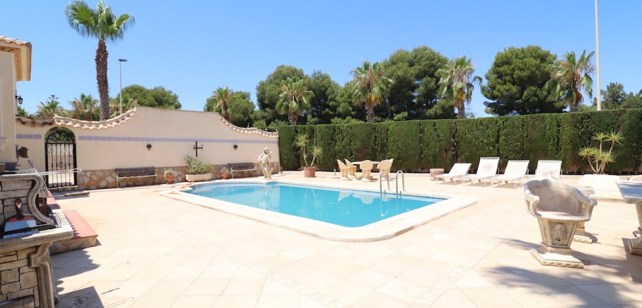 Venta - Villa -
Las Ramblas