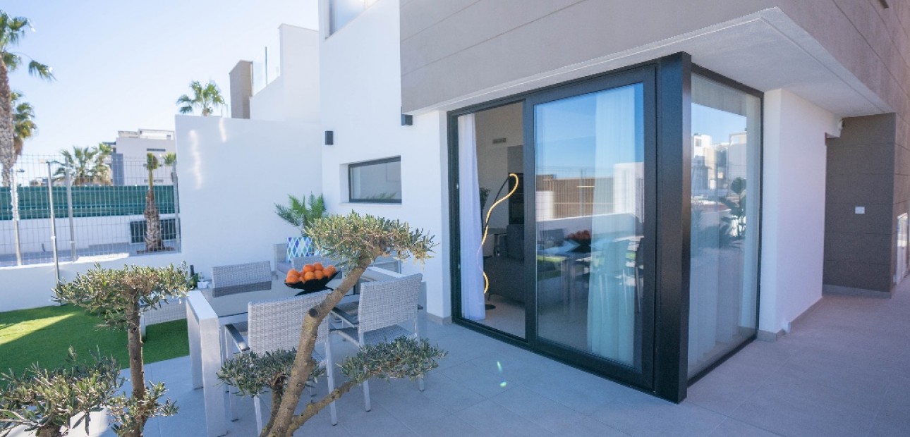 Nueva construcción  - Villa -
Guardamar del Segura