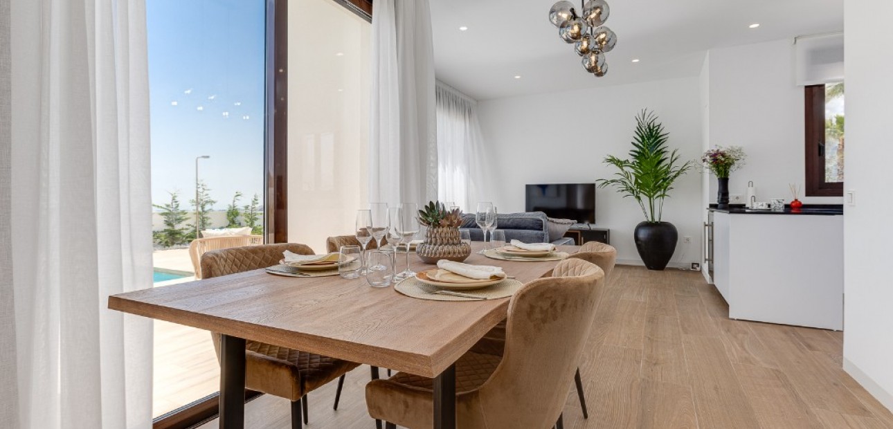 Nueva construcción  - Villa -
Benidorm