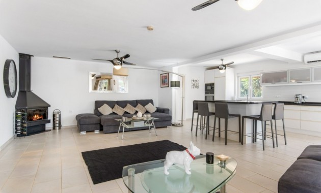 Herverkoop - Finca Country Property -
Catral