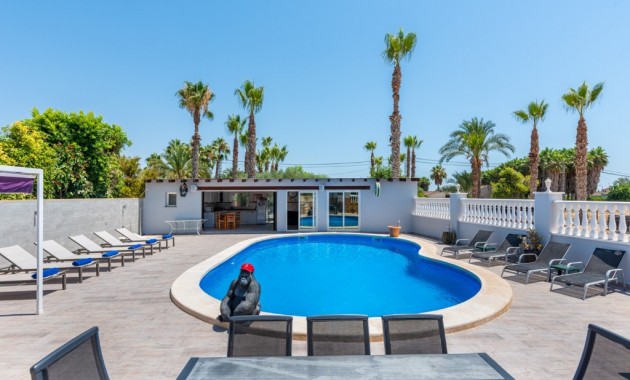 Herverkoop - Finca Country Property -
Catral