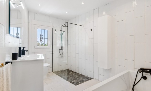 Herverkoop - Finca Country Property -
Catral