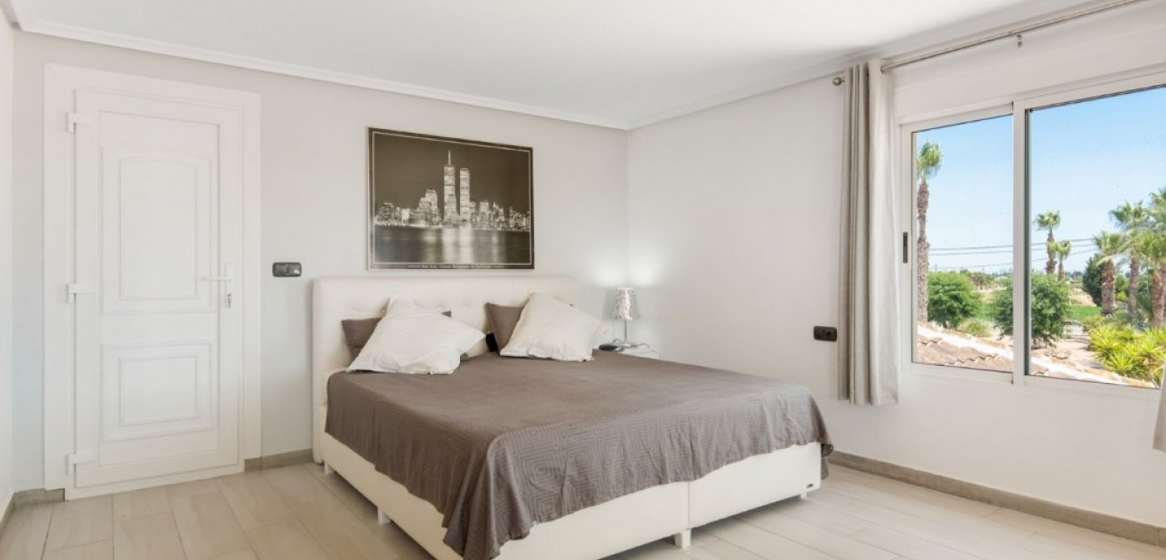 Herverkoop - Finca Country Property -
Catral