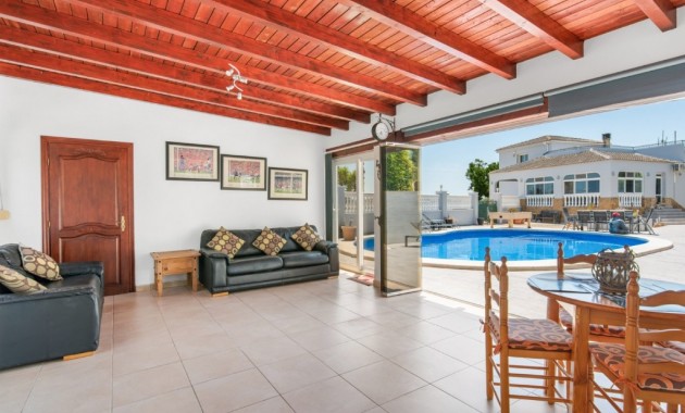 Herverkoop - Finca Country Property -
Catral