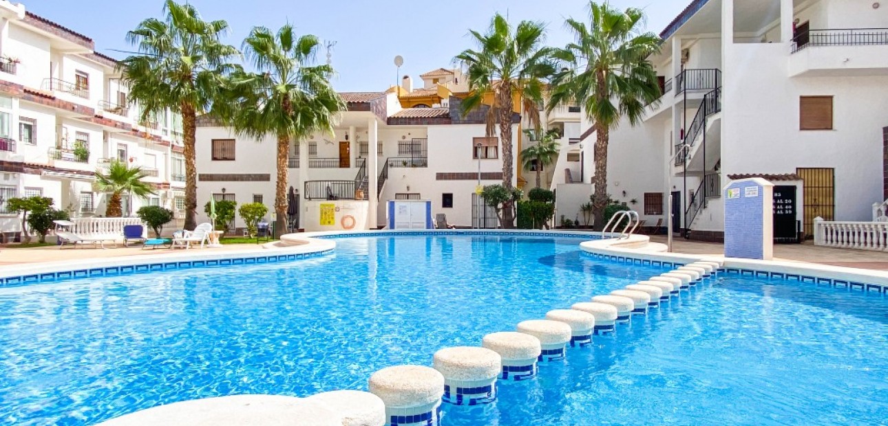 Alquiler a corto plazo - Apartamento / piso -
Punta Prima - Cala Dorada