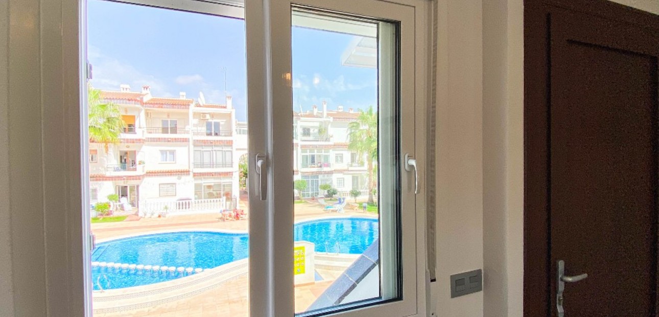 Vakantie verhuur - Appartement / flat -
Punta Prima - Cala Dorada