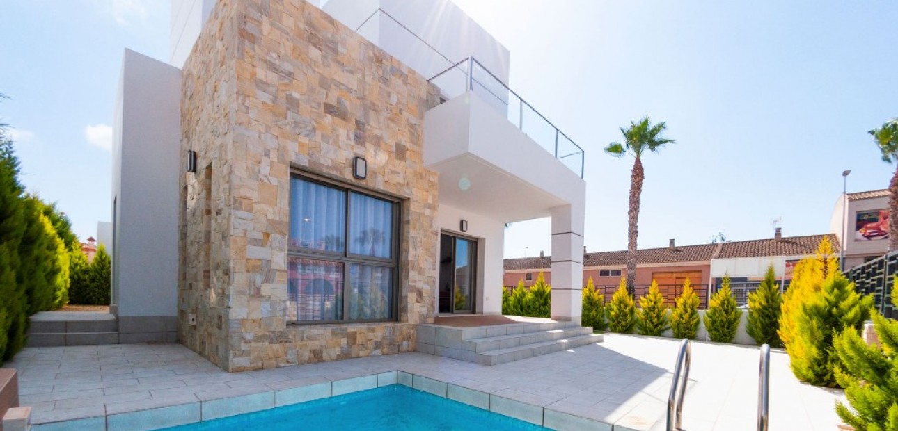 Nieuwbouw - Villa -
Los Alcazares - Alicante