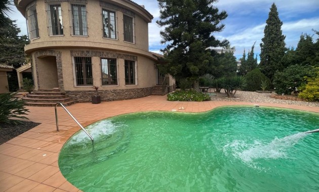 Sale - Villa -
Ciudad Quesada