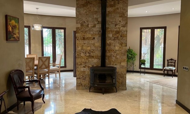 Sale - Villa -
Ciudad Quesada