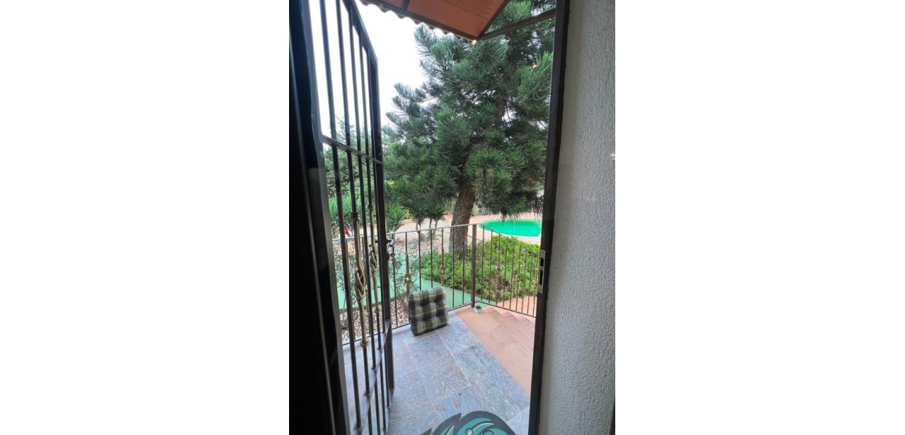 Sale - Villa -
Ciudad Quesada