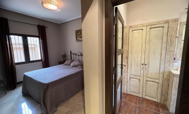 Sale - Villa -
Ciudad Quesada