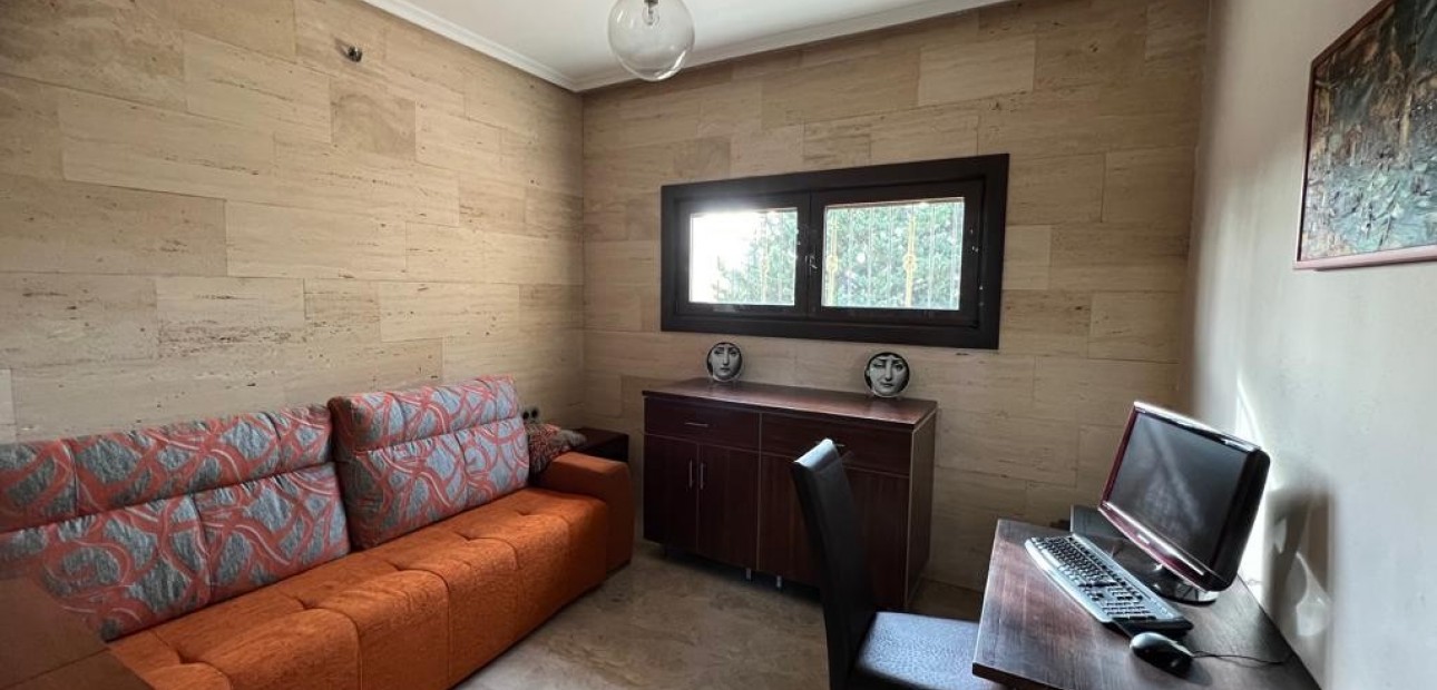 Sale - Villa -
Ciudad Quesada