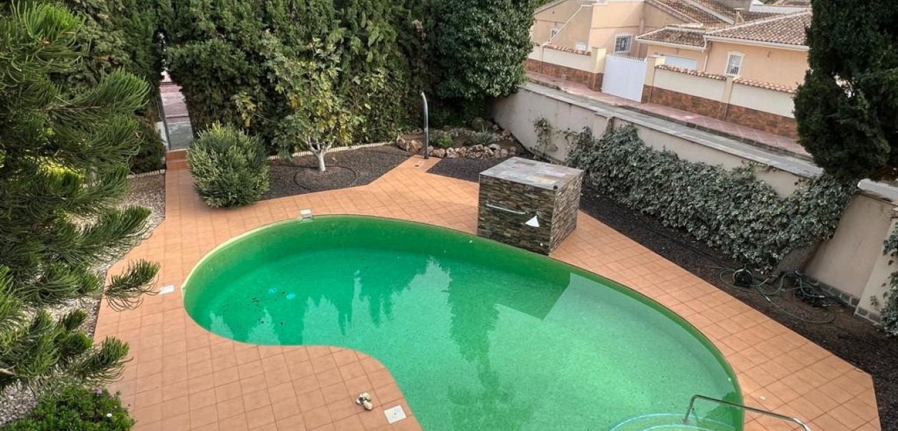 Sale - Villa -
Ciudad Quesada