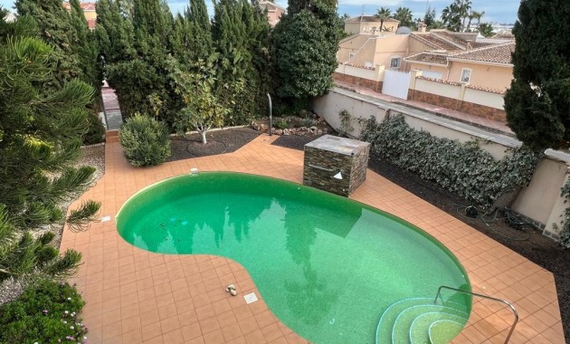 Sale - Villa -
Ciudad Quesada