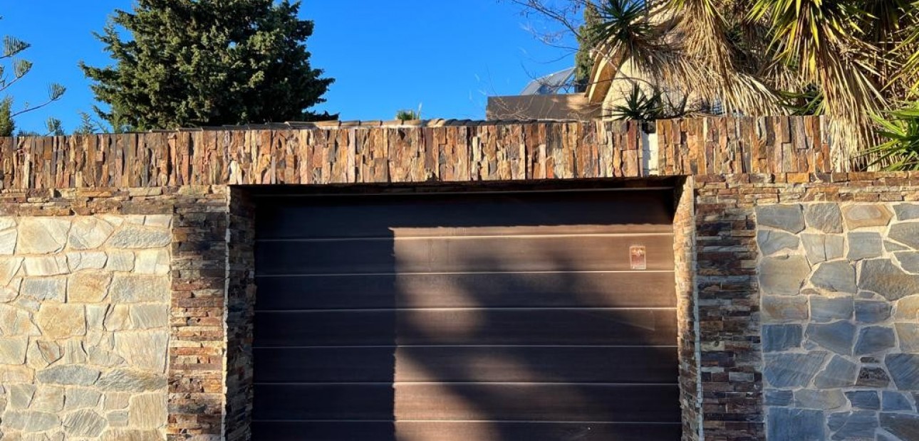 Sale - Villa -
Ciudad Quesada