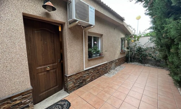 Sale - Villa -
Ciudad Quesada