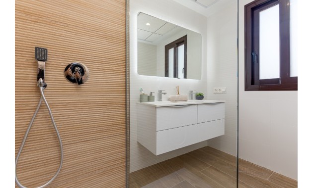 Nueva construcción  - Villa -
Finestrat