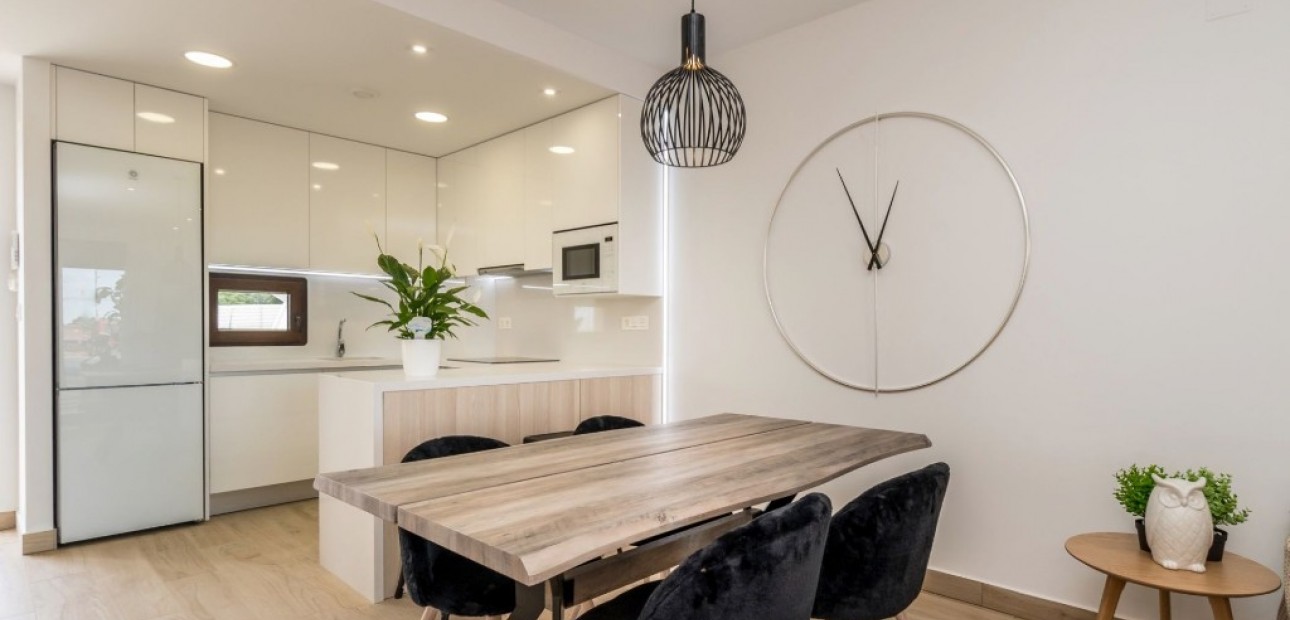 New Build - Apartment / flat -
Finestrat