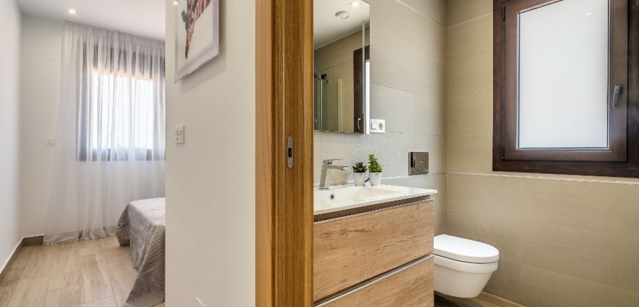 New Build - Apartment / flat -
Finestrat