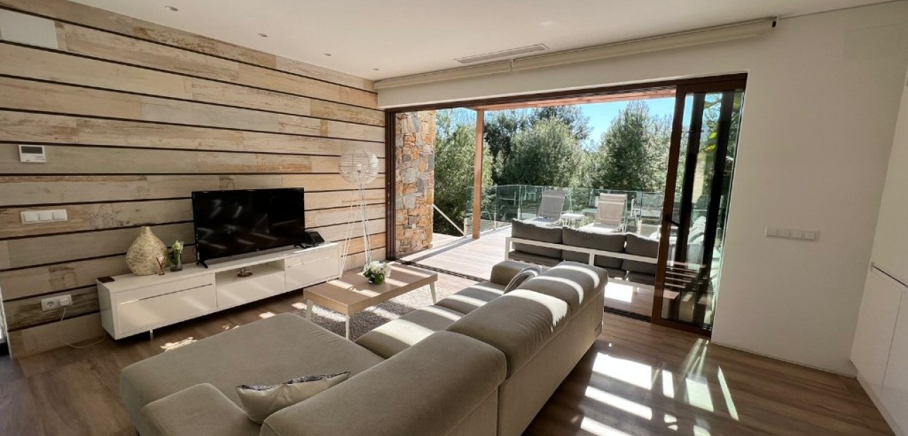 Sale - Villa -
Las Colinas - Las Colinas Golf