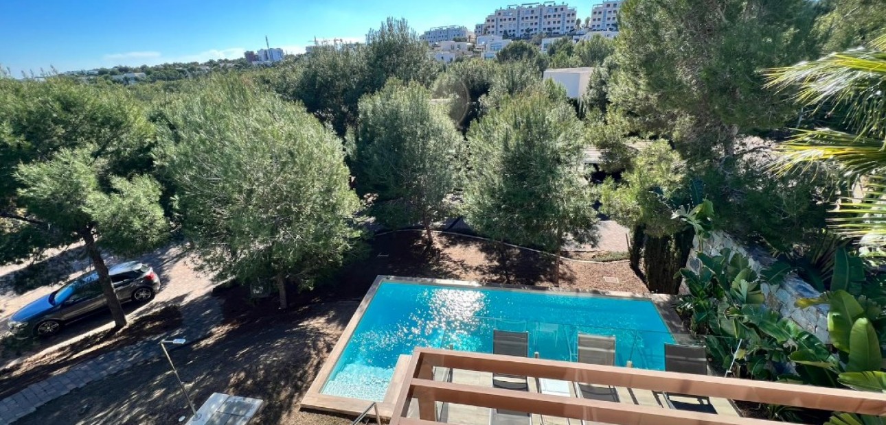 Sale - Villa -
Las Colinas - Las Colinas Golf