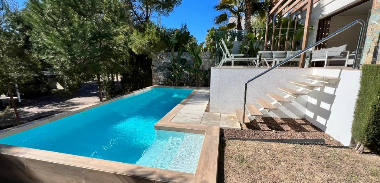 Sale - Villa -
Las Colinas - Las Colinas Golf