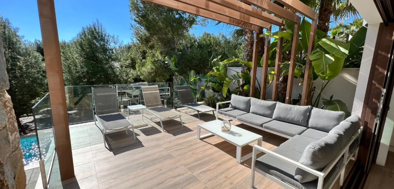 Sale - Villa -
Las Colinas - Las Colinas Golf