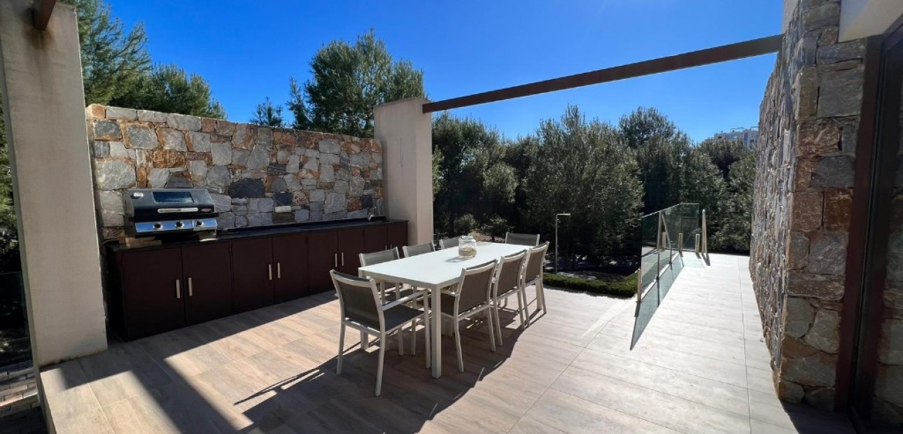 Sale - Villa -
Las Colinas - Las Colinas Golf