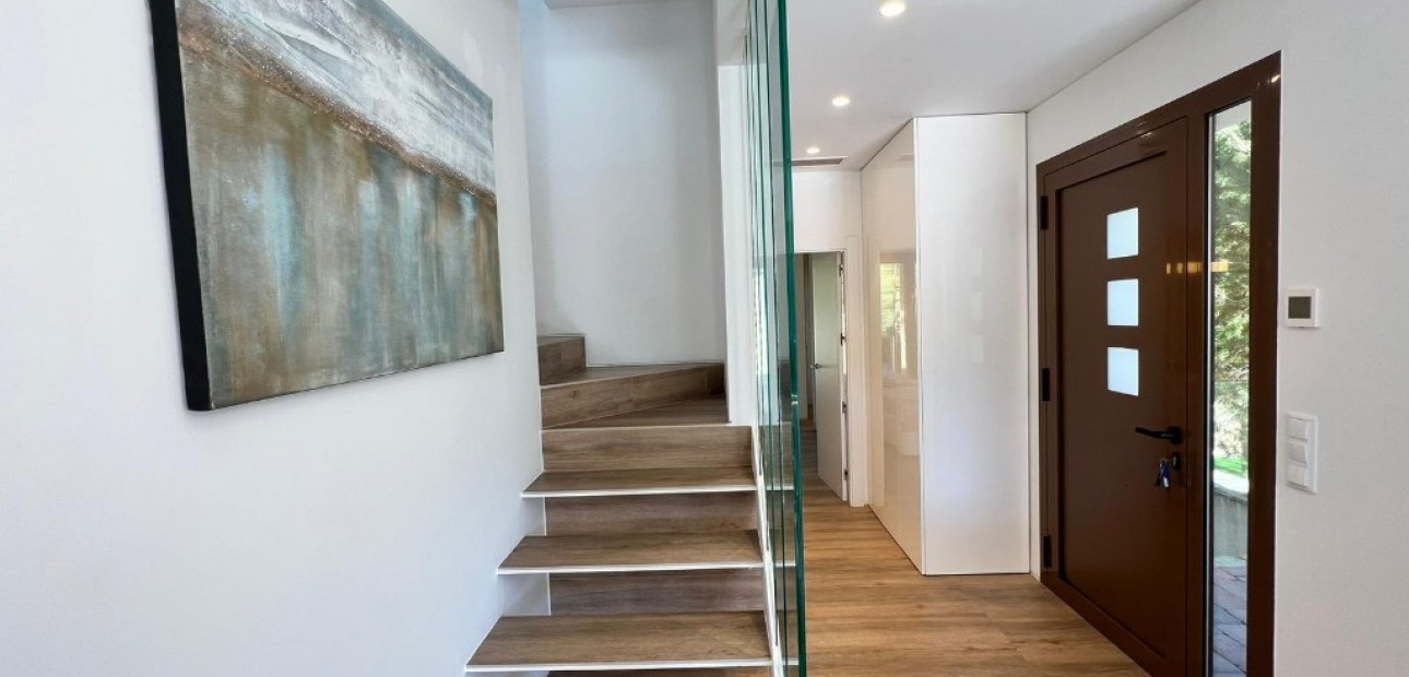 Sale - Villa -
Las Colinas - Las Colinas Golf