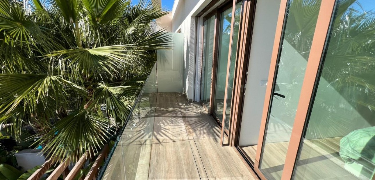 Sale - Villa -
Las Colinas - Las Colinas Golf