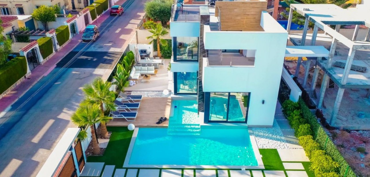 Nieuwbouw - Villa -
Torrevieja