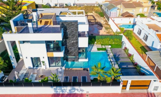 Nieuwbouw - Villa -
Torrevieja