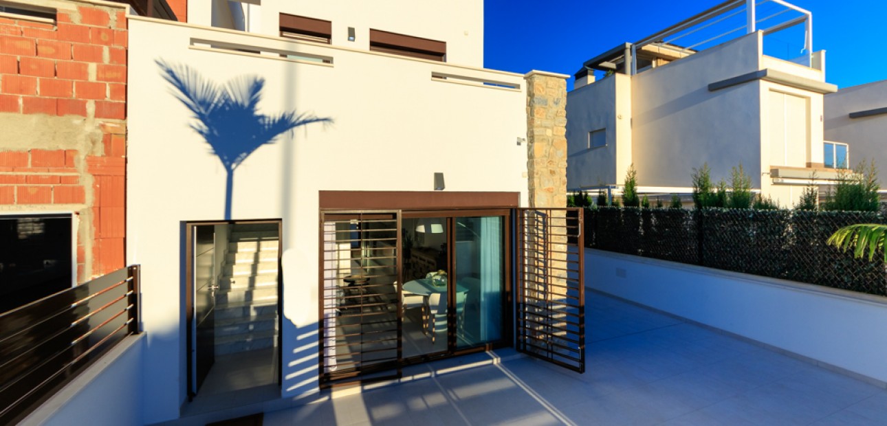 Nueva construcción  - Adosado -
Pilar de la Horadada