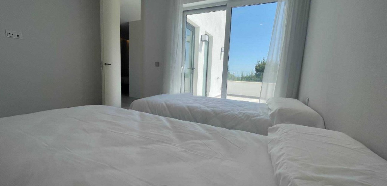 Sale - Villa -
Las Colinas - Las Colinas Golf