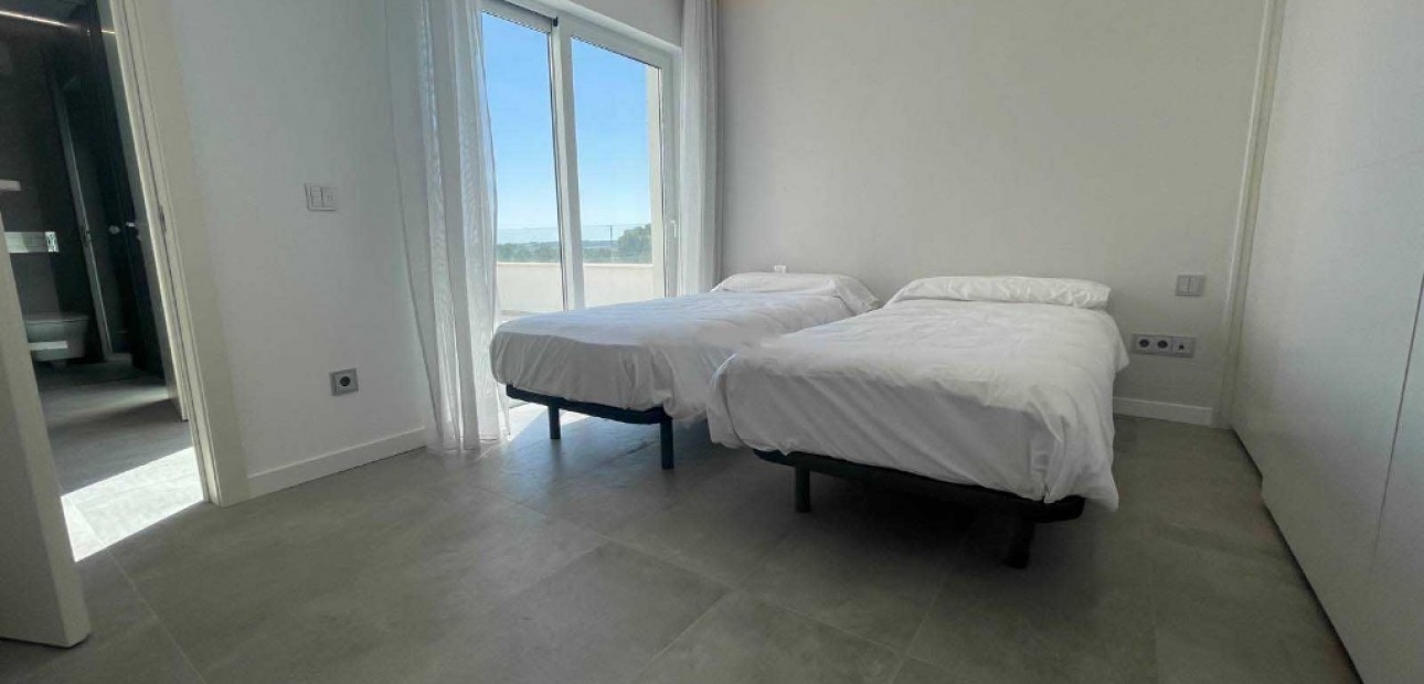 Sale - Villa -
Las Colinas - Las Colinas Golf