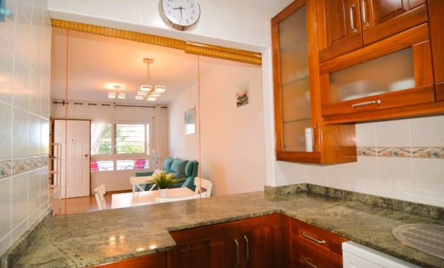 Venta - Apartamento / piso -
Dehesa de Campoamor