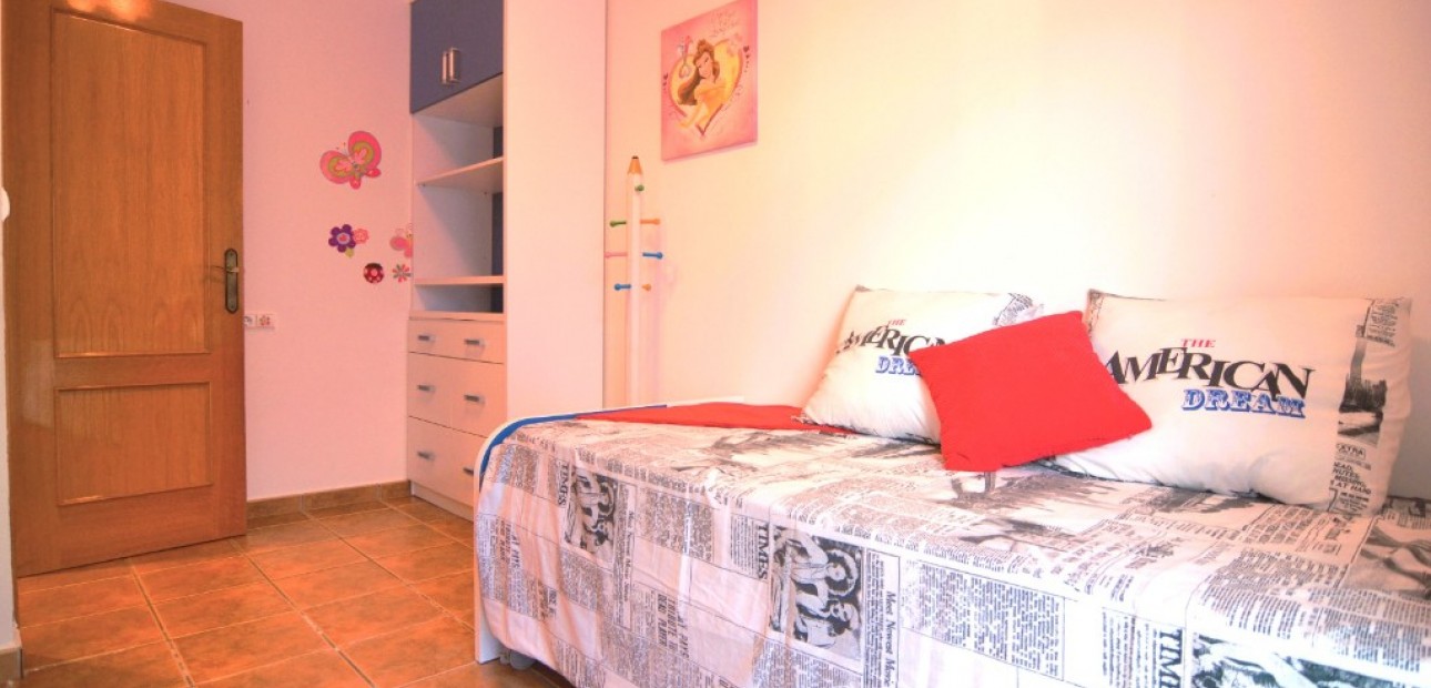 Venta - Apartamento / piso -
Dehesa de Campoamor