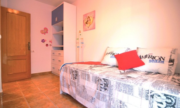 Venta - Apartamento / piso -
Dehesa de Campoamor