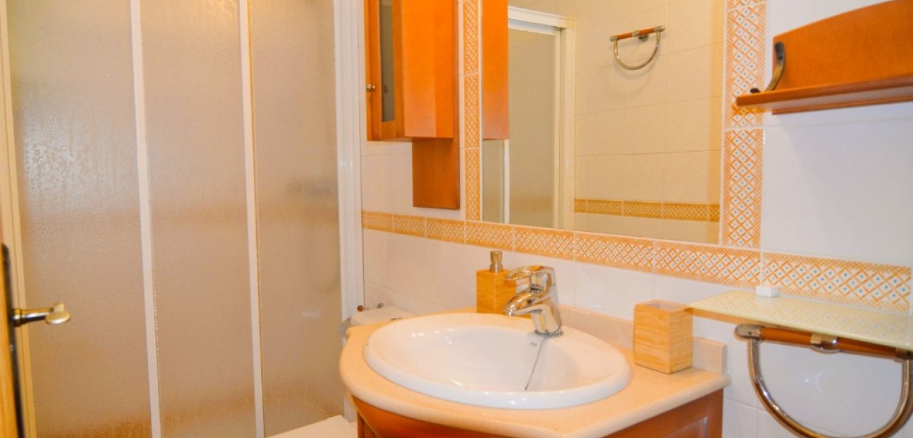 Venta - Apartamento / piso -
Dehesa de Campoamor