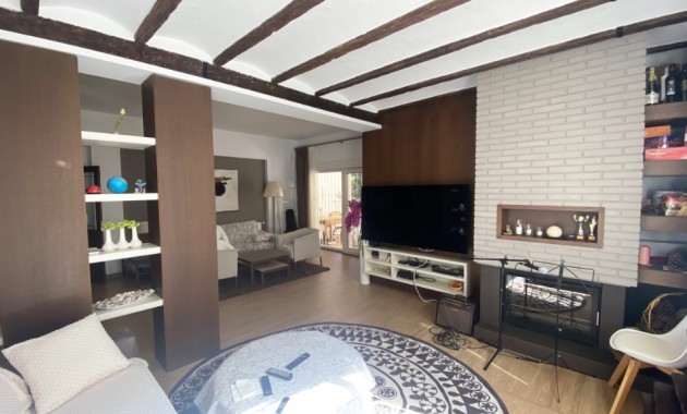 Herverkoop - Villa -
Dehesa de Campoamor